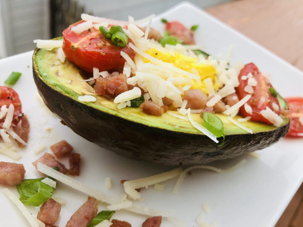 Avocado & Eggs 7 Baked Eggs & Avocado Cups